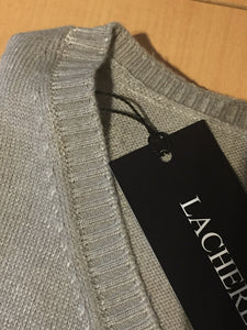LACHERE Classic V-Neck Sweater - LACHERE